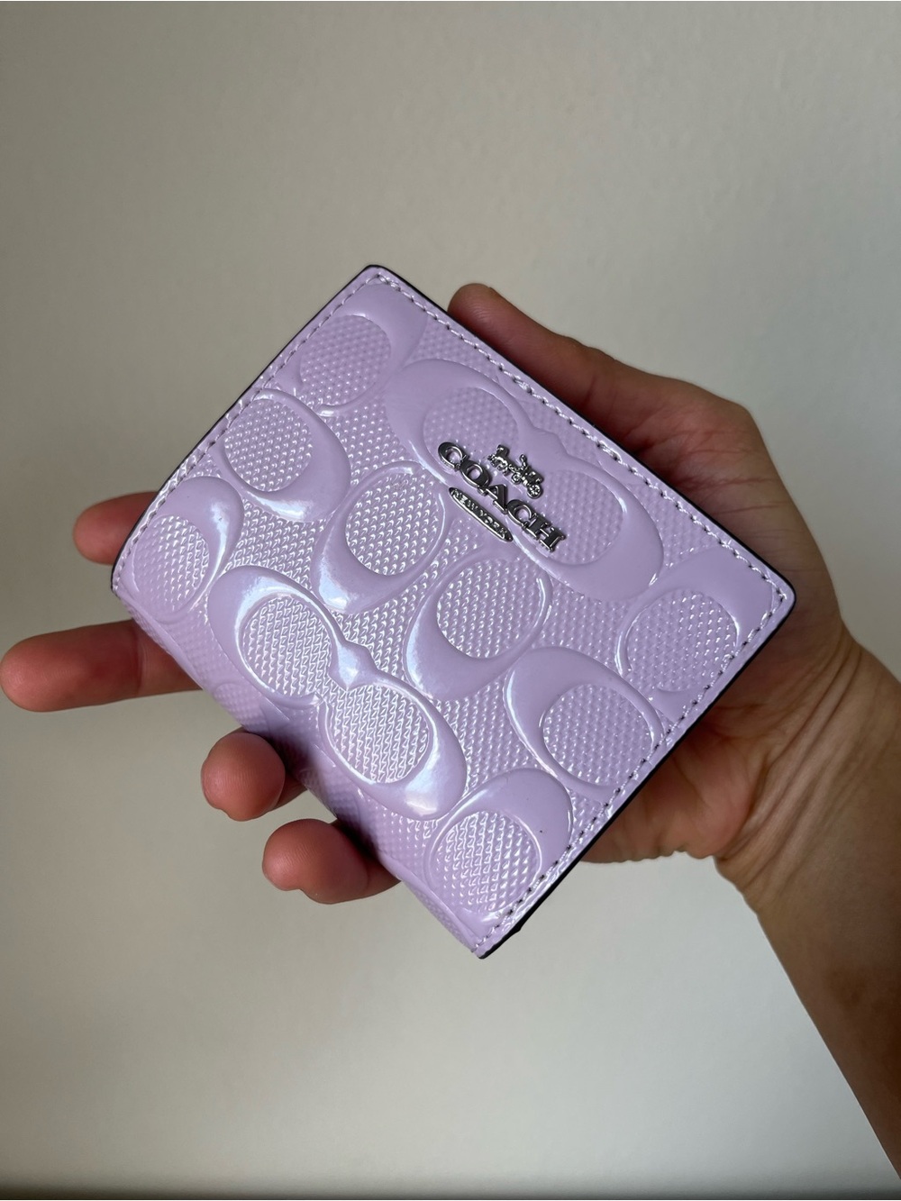 Coach Snap Wallet In Signature Leather With Heart Charm🎈🎈